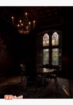 その名君は破滅的な愛をささやく